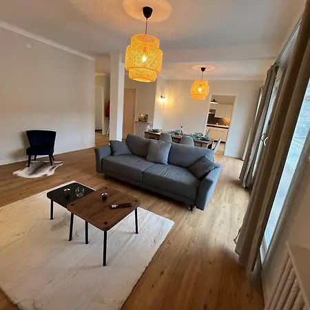 Les Balcons Du Couloubret Apartment *