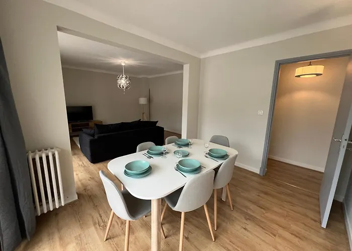 Les Balcons Du Couloubret アパート アクス・レ・テルム