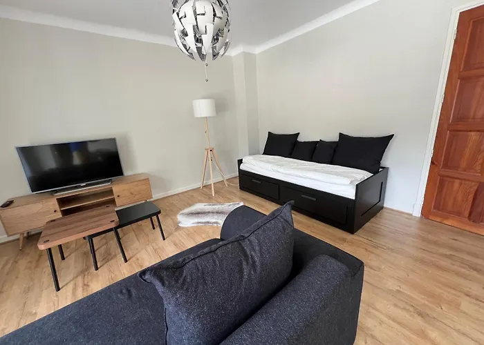 Les Balcons Du Couloubret * アクス・レ・テルム